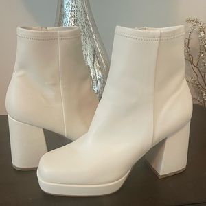 Steve Madden white booties